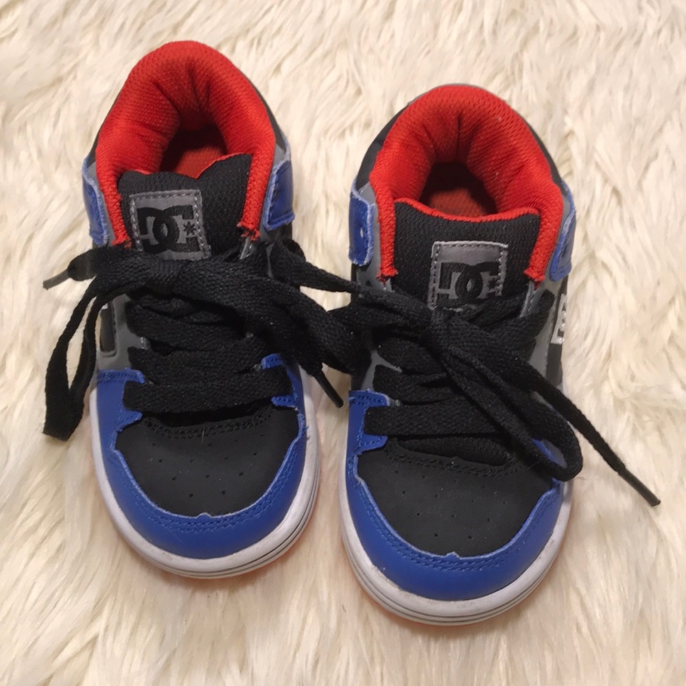 BOYS DC Sneakers